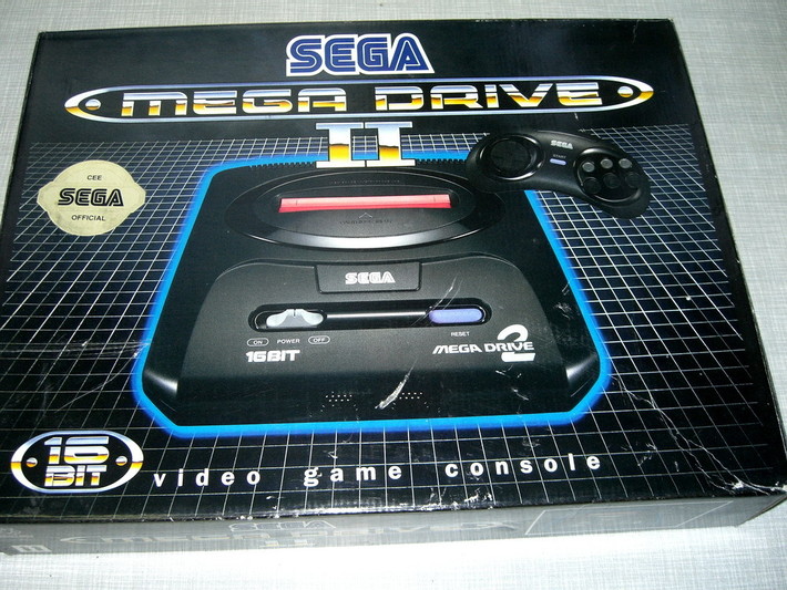 Привет из 90-х: приставка Sega Mega Drive возвращается!