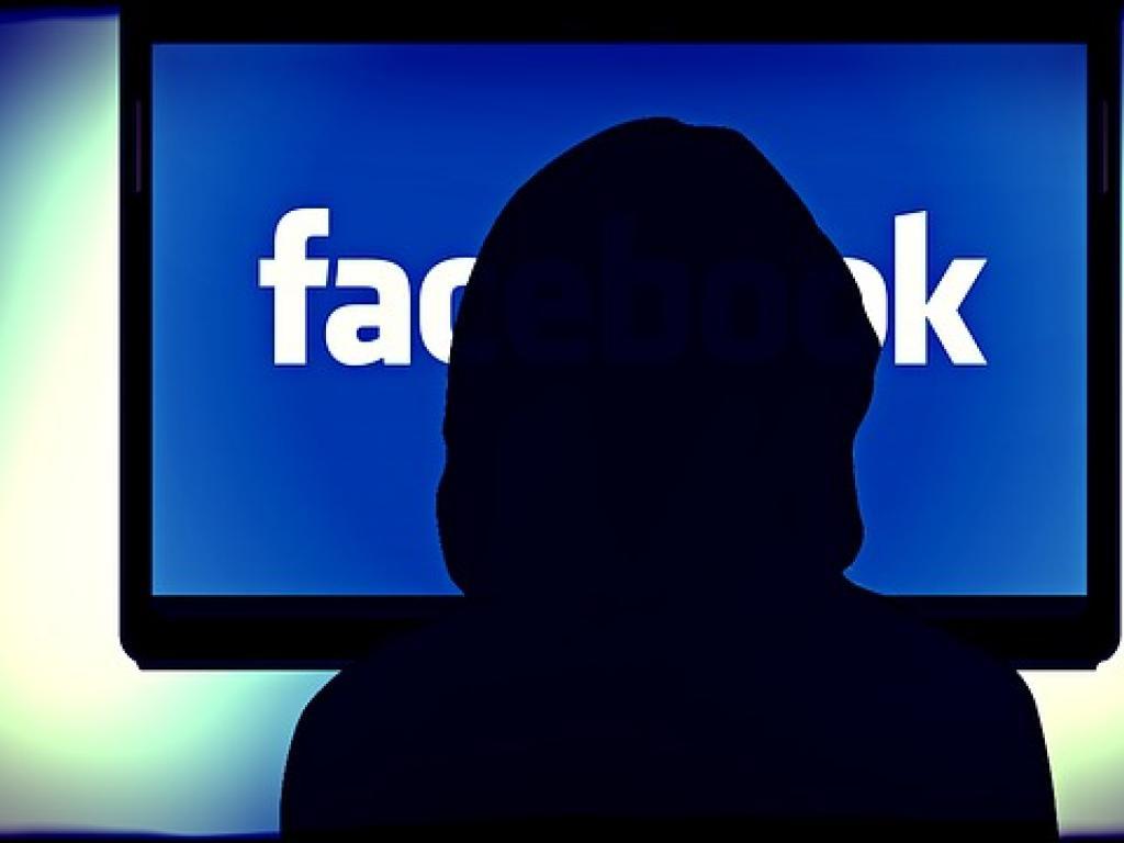 Facebook и Instagram приравняли к болезням