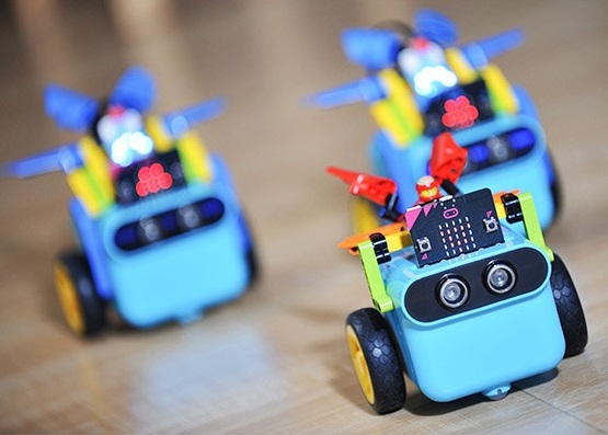 На рынок вышла игрушка Smart Car для программирования с раннего детства