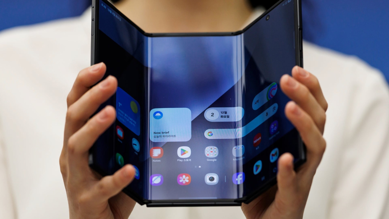 Чому смартфони Samsung часто обирають замість iPhone?